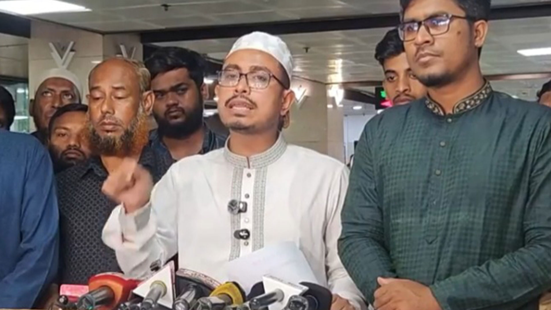 ‘গুপ্ত’ শব্দচয়ন প্রধানমন্ত্রী পদের সঙ্গে যায় না: সাদিক কায়েম