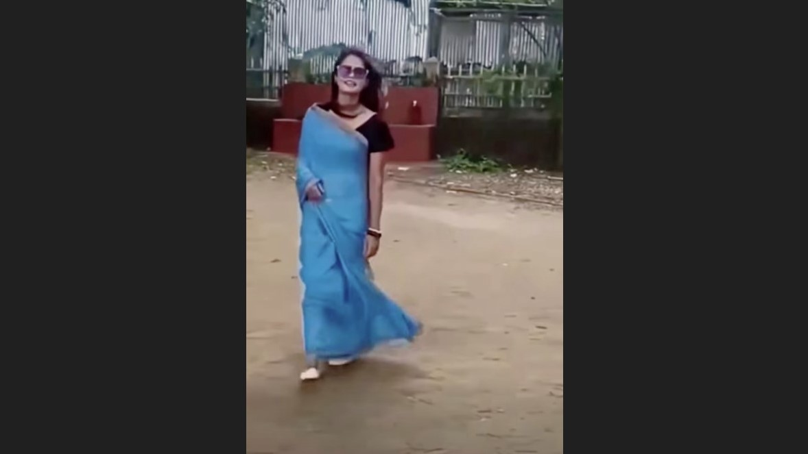 বিদ্যালয় প্রাঙ্গণে শিক্ষিকার রিল: সরকারি চাকরিবিধি কী বলে?