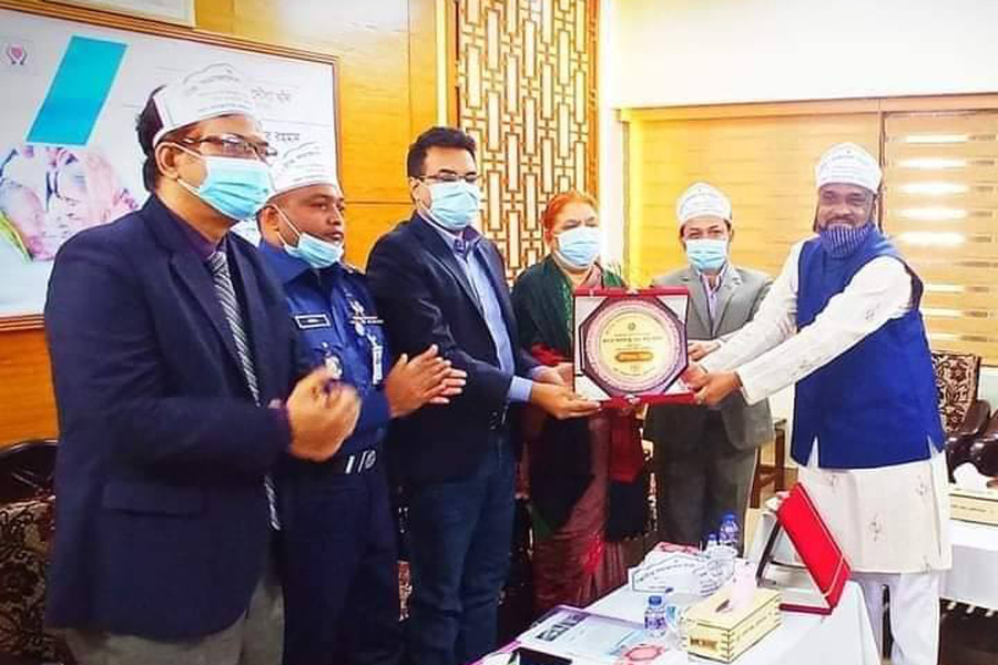 ওএমএসের চালে অনিয়ম করা সেই আ. লীগ নেতা পেলেন ‘সমাজসেবা’ পুরস্কার