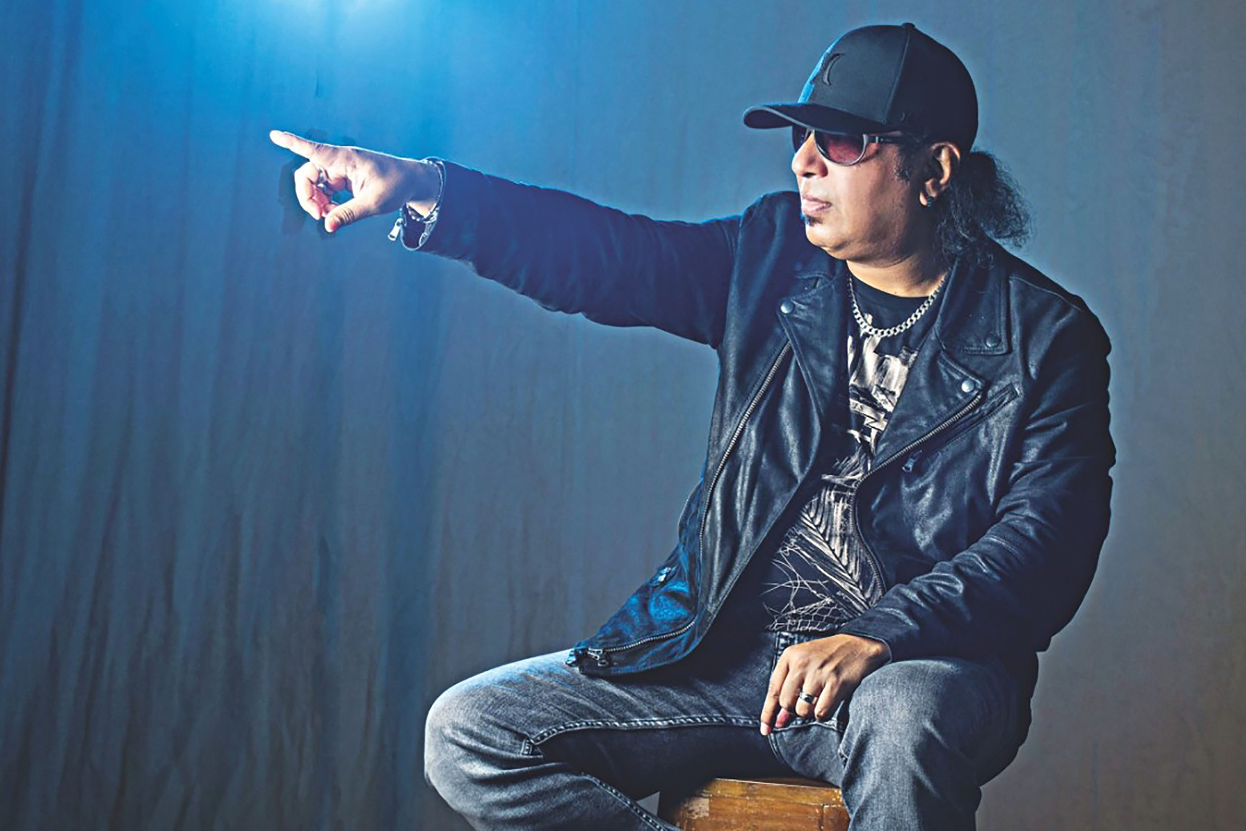 এবি কিচেনে অদ্ভুত এক নীরবতা