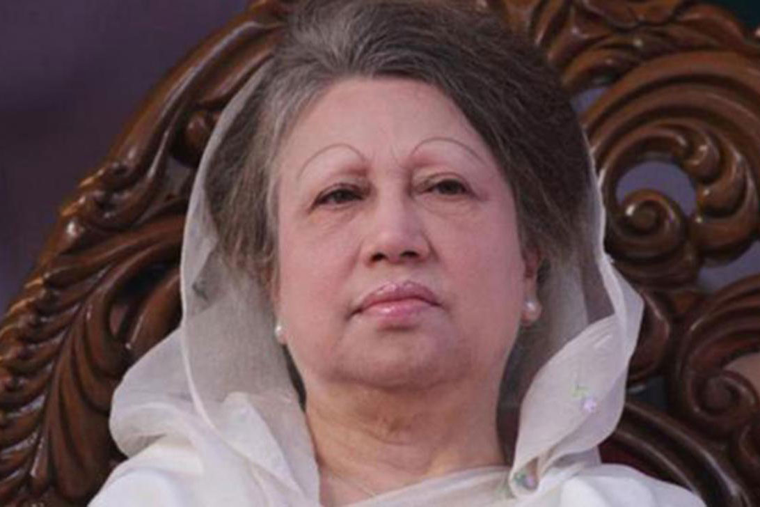 খালেদা জিয়ার দণ্ড স্থগিতের মেয়াদ বাড়ানোর পক্ষে আইন মন্ত্রণালয়