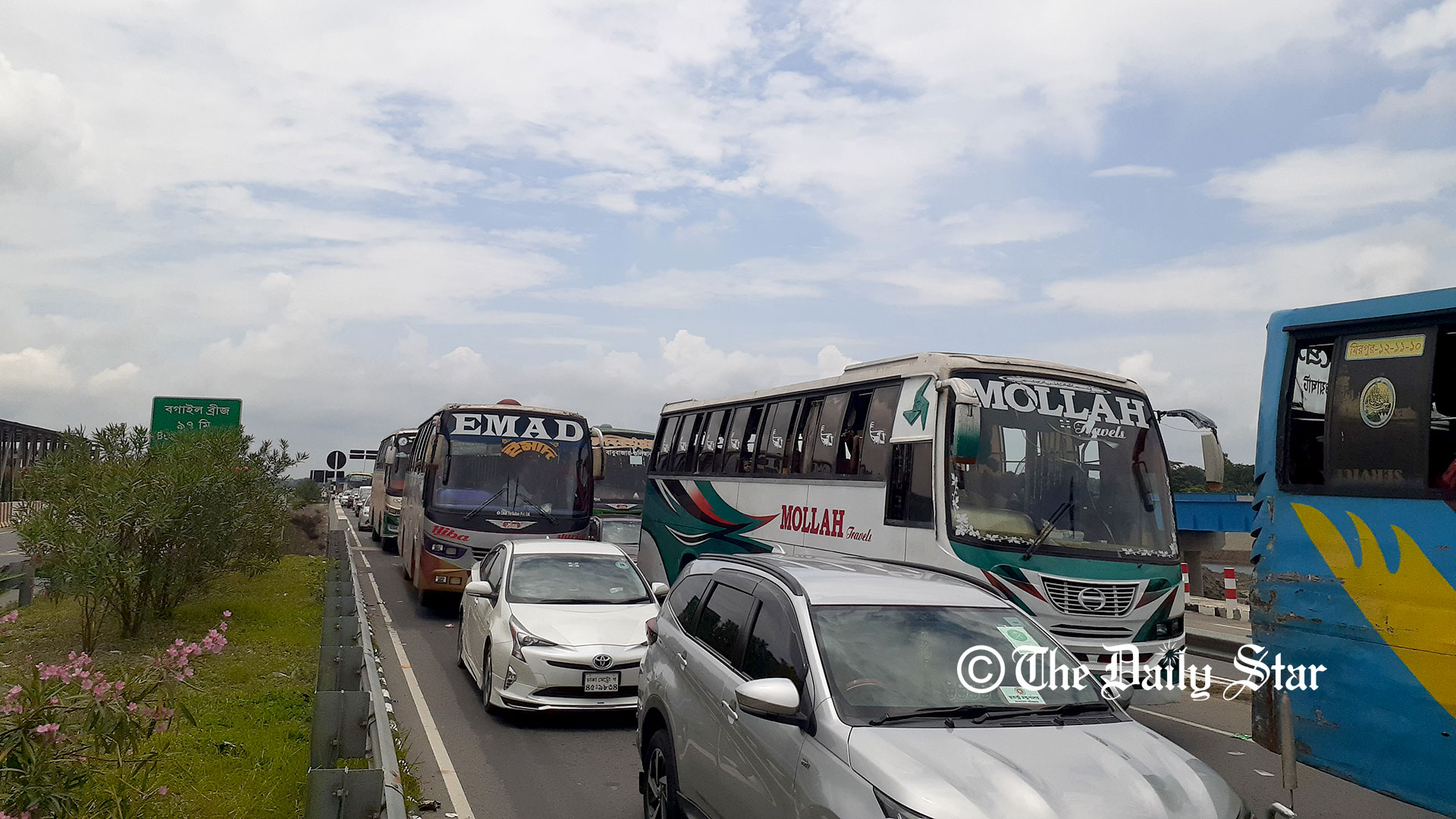 ঢাকা-ভাঙ্গা এক্সপ্রেসওয়ে: ১০ টোল বুথের ৭টি চালু, যানজট কমে ১ কিমি
