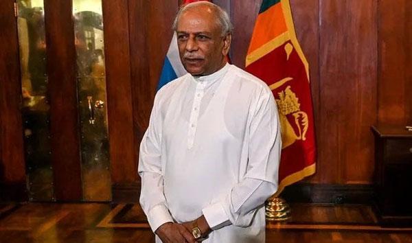 শপথ নিলেন শ্রীলঙ্কার নতুন প্রধানমন্ত্রী দীনেশ গুনাবর্ধনে