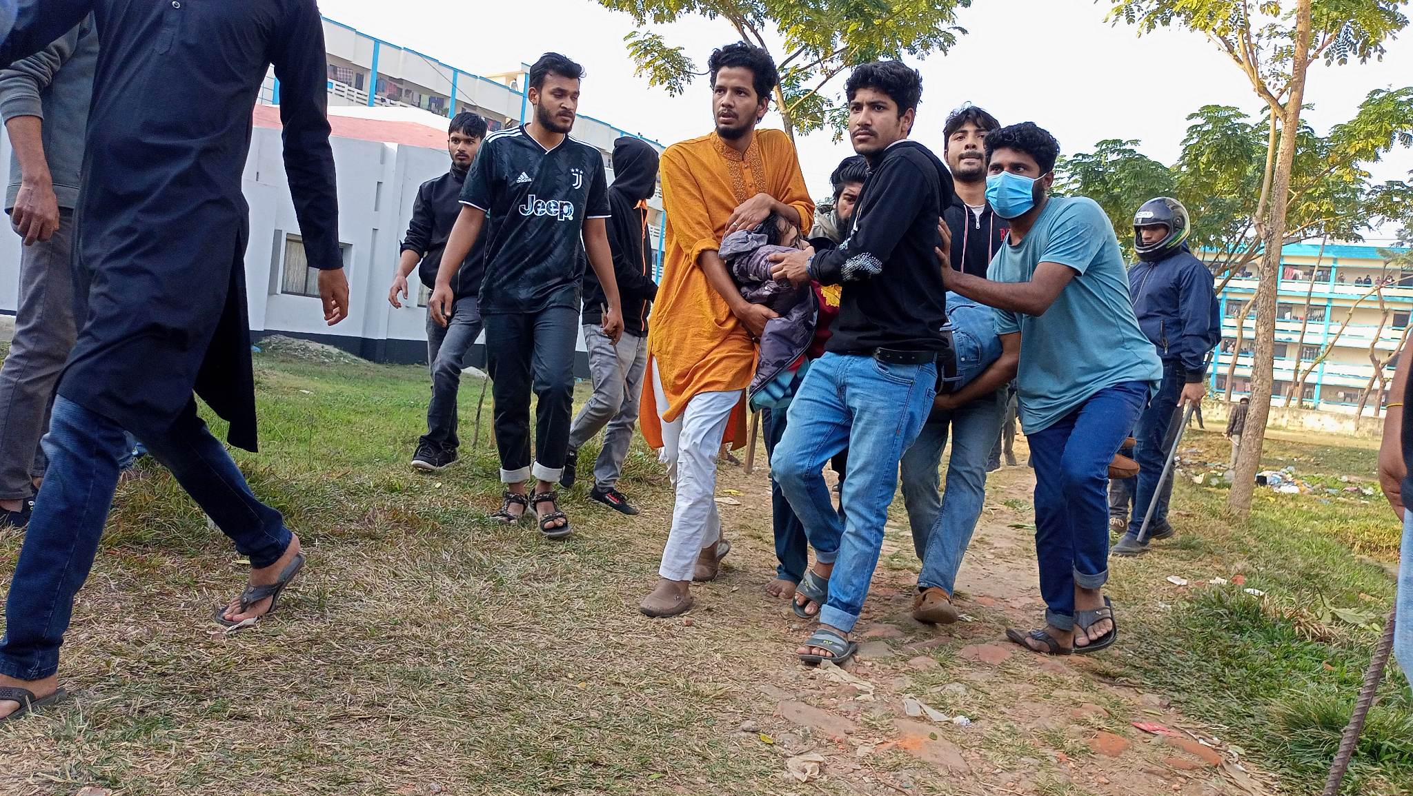 সিলেট কৃষি বিশ্ববিদ্যালয়ে ছাত্রলীগের ২ গ্রুপে সংঘর্ষ