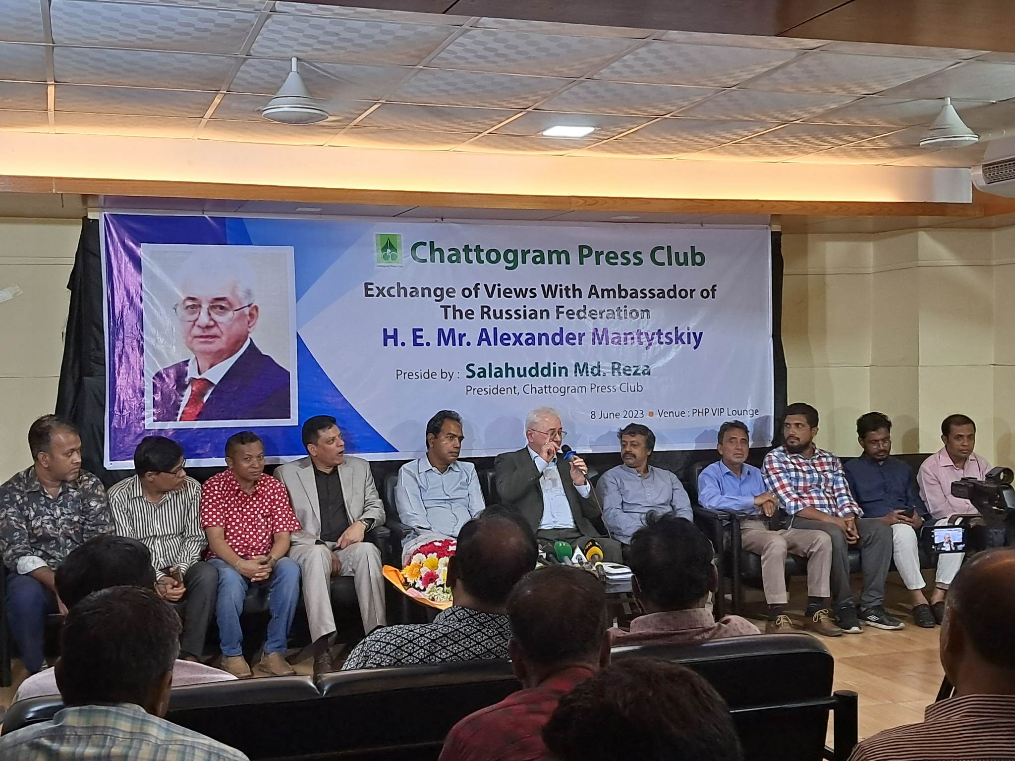 আশা করি বাংলাদেশের জাতীয় নির্বাচন অবাধ-সুষ্ঠু হবে: রুশ রাষ্ট্রদূত