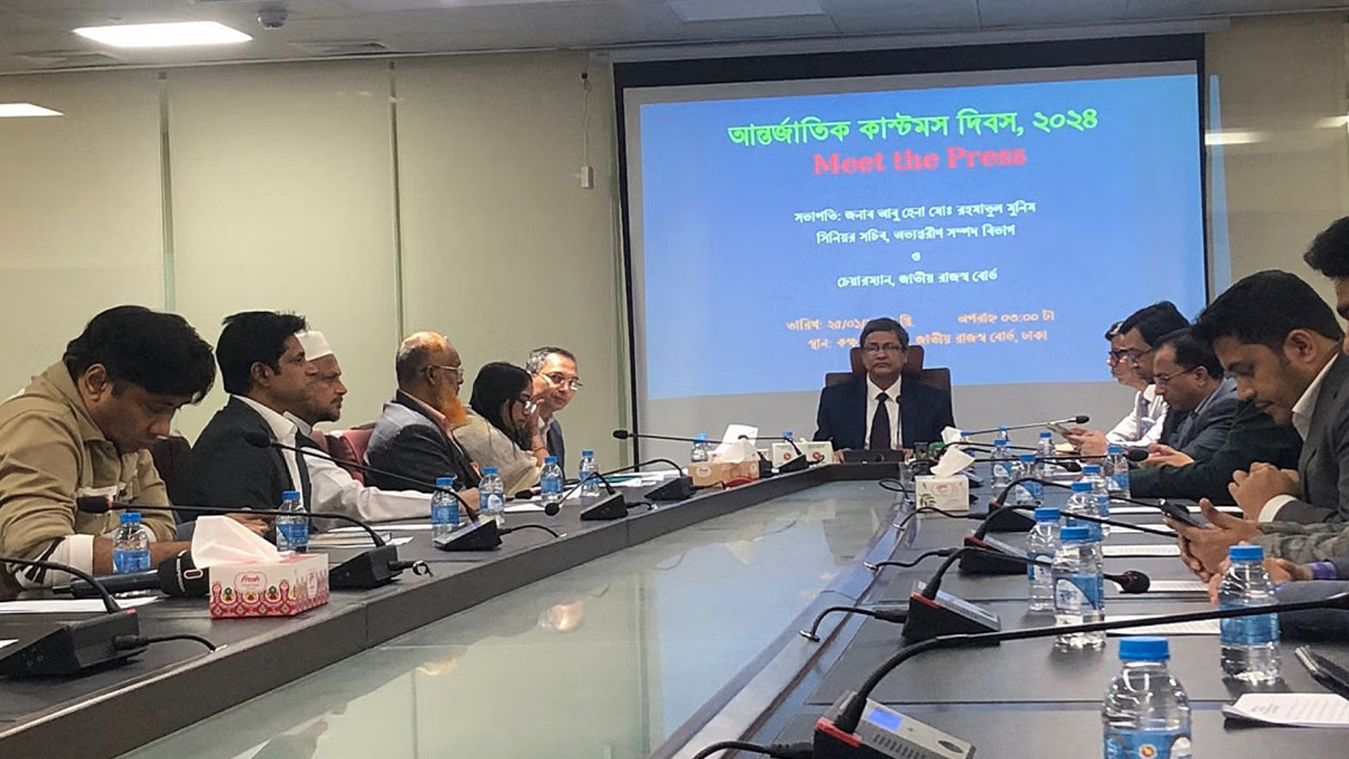 রমজানে পণ্য আমদানিতে শুল্ক মওকুফের বিষয়টি বিবেচনা করছে এনবিআর