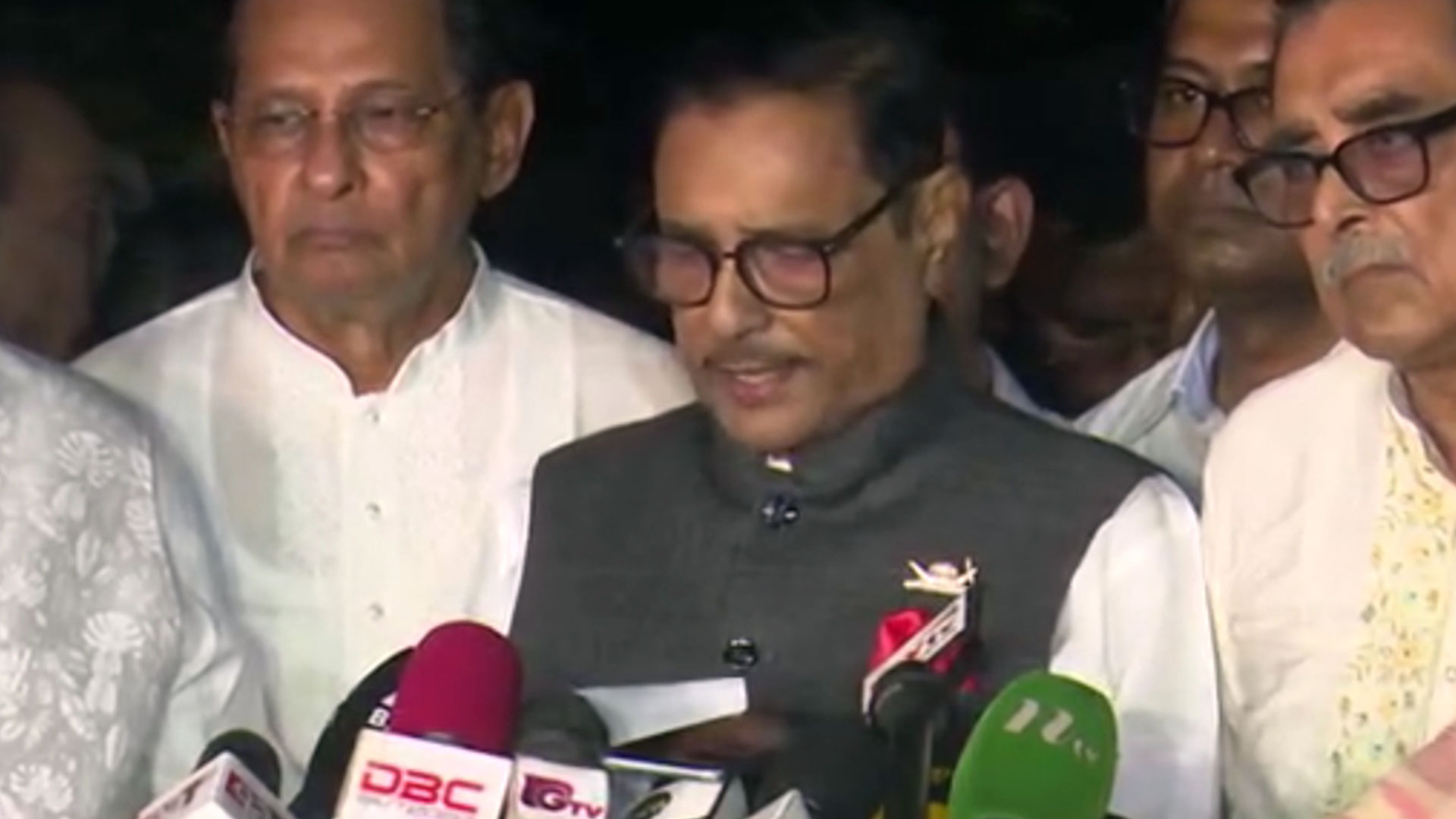 ১৪ দলের বৈঠকে জামায়াত-শিবির নিষিদ্ধের সিদ্ধান্ত