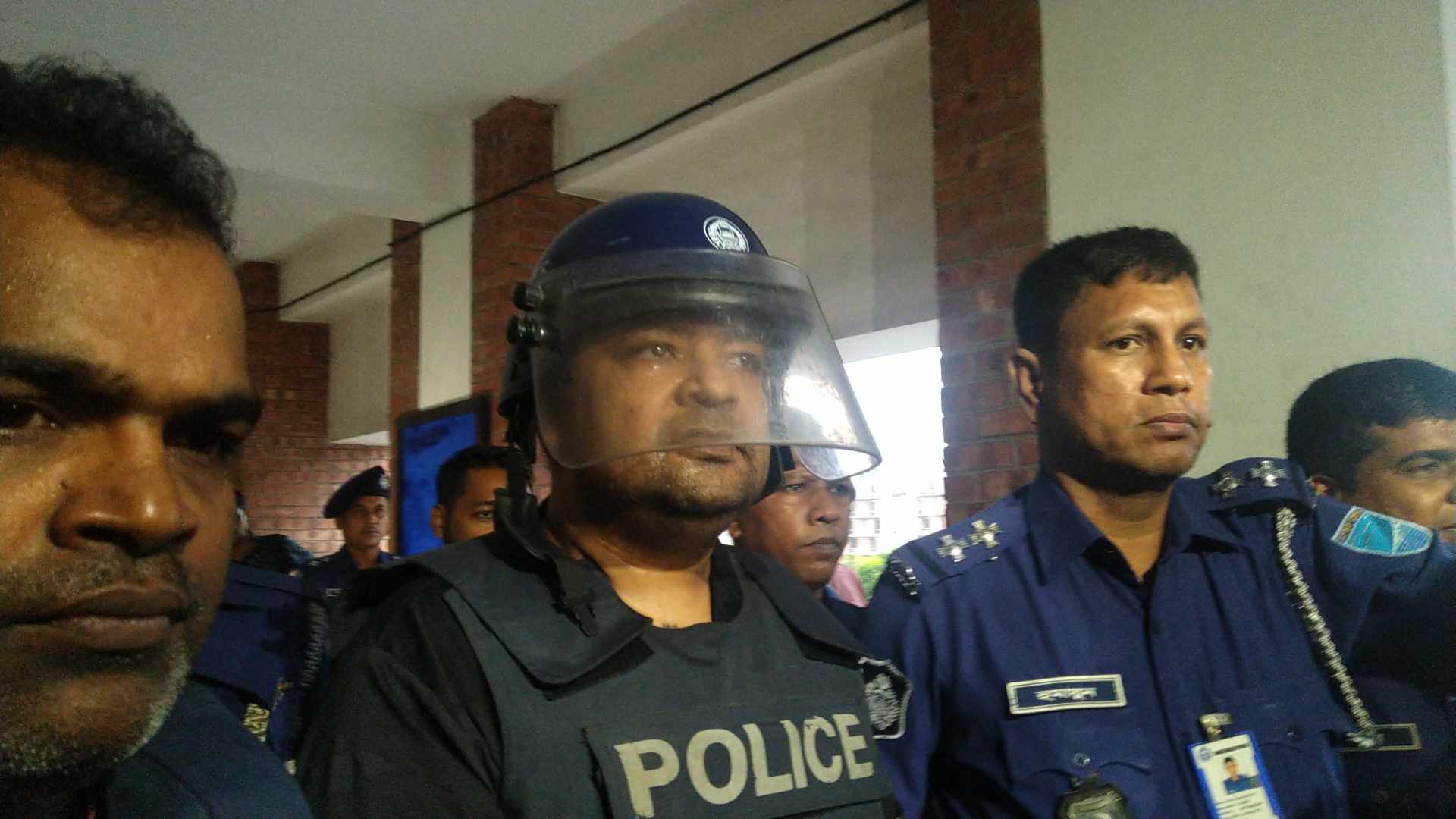 সাবেক স্বরাষ্ট্রমন্ত্রীর ছেলে সাফি মোদ্দাসের খান ৪ দিনের রিমান্ডে