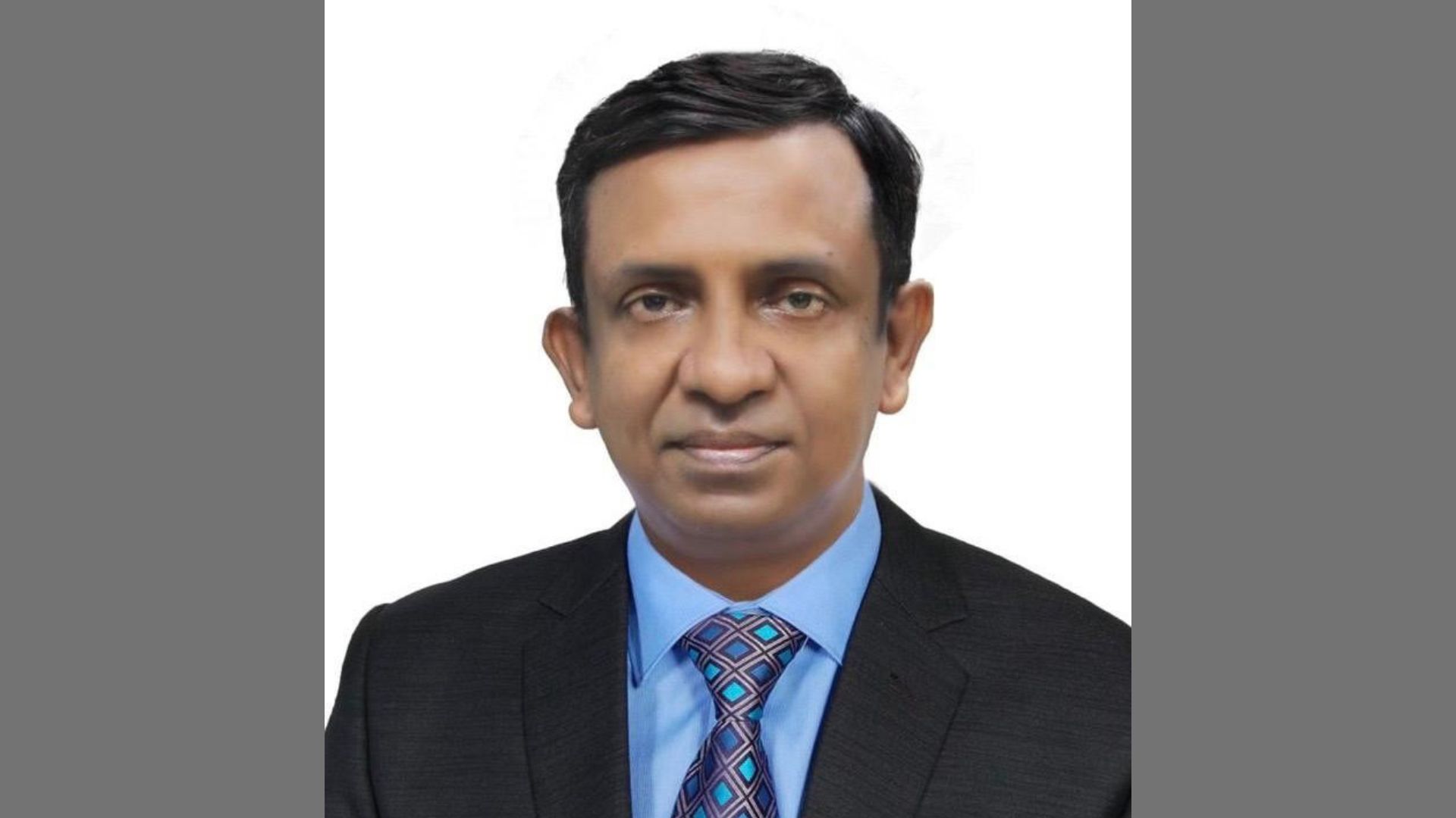 স্বরাষ্ট্র মন্ত্রণালয়ের সাবেক সিনিয়র সচিব আমিনুল আটক