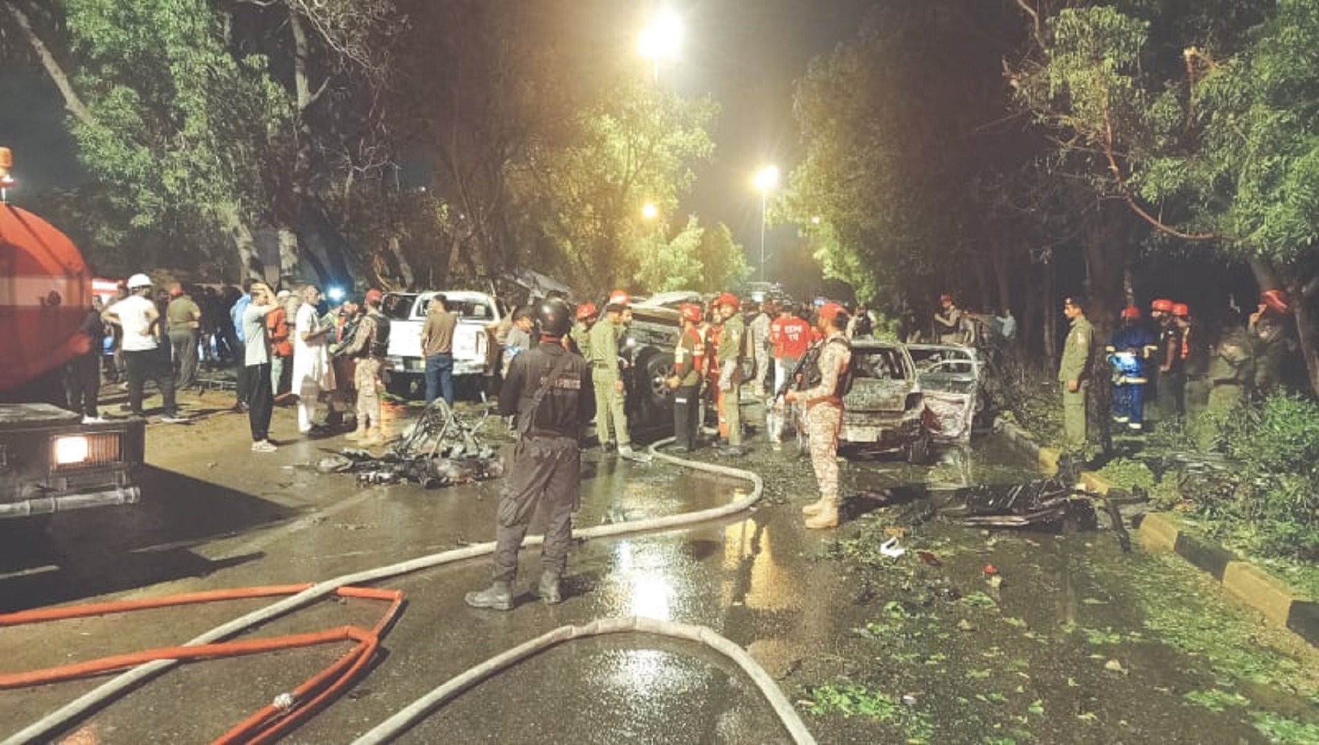 করাচিতে বিস্ফোরণে ২ চীনা নাগরিক নিহত