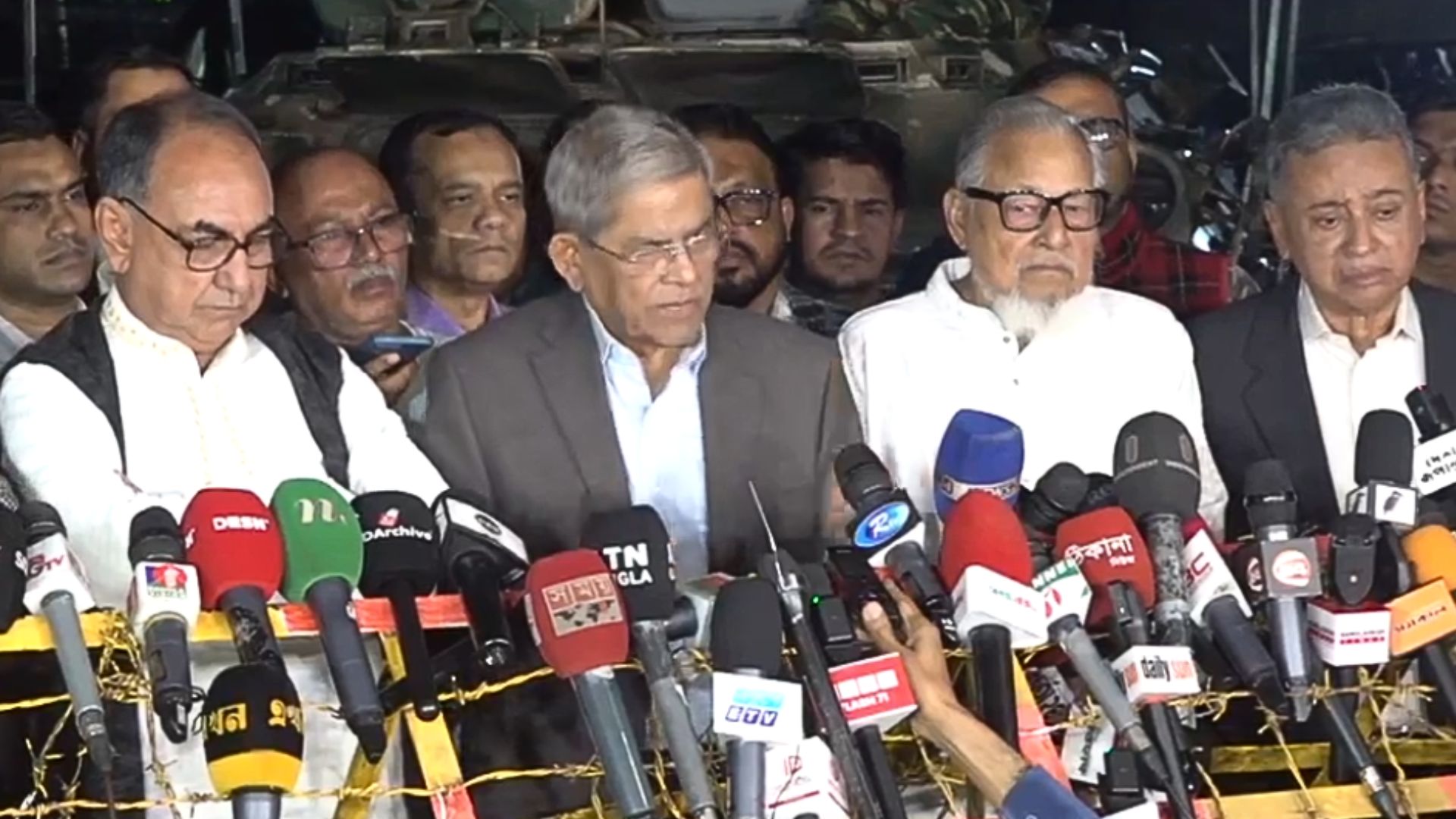 বিভাজন এড়াতে প্রধান উপদেষ্টাকে জাতীয় ঐক্যের কথা বলেছি: মির্জা ফখরুল