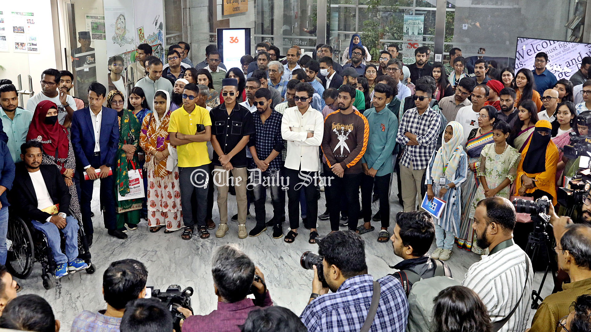 ‘বিস্মৃতির বিরুদ্ধে স্মৃতির লড়াই’