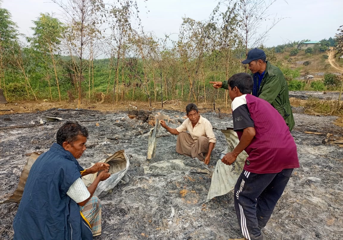 বান্দরবানে বড়দিনের আগের রাতে ত্রিপুরা খ্রিষ্টানদের ১৭ ঘরে আগুন