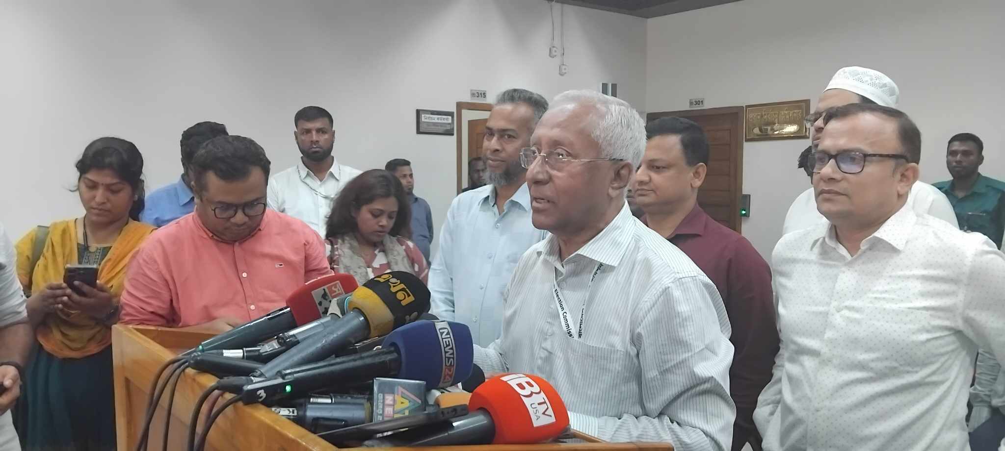 নতুন রাজনৈতিক দল নিবন্ধনে আবেদনের সময় ২ মাস বাড়ল