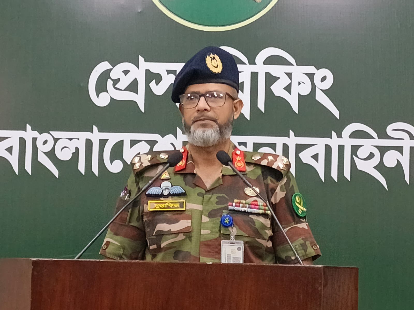 অভিযুক্ত ১৫ সেনা কর্মকর্তার চাকরিচ্যুতি নিয়ে স্পষ্ট নির্দেশনা আসেনি: সেনা সদর