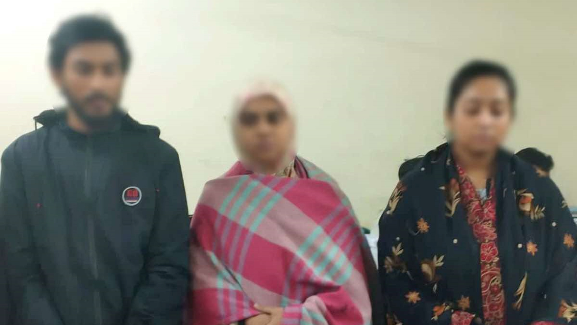 হাদি হত্যাচেষ্টায় সন্দেহভাজন ফয়সালের স্ত্রীসহ ৩ জন আটক