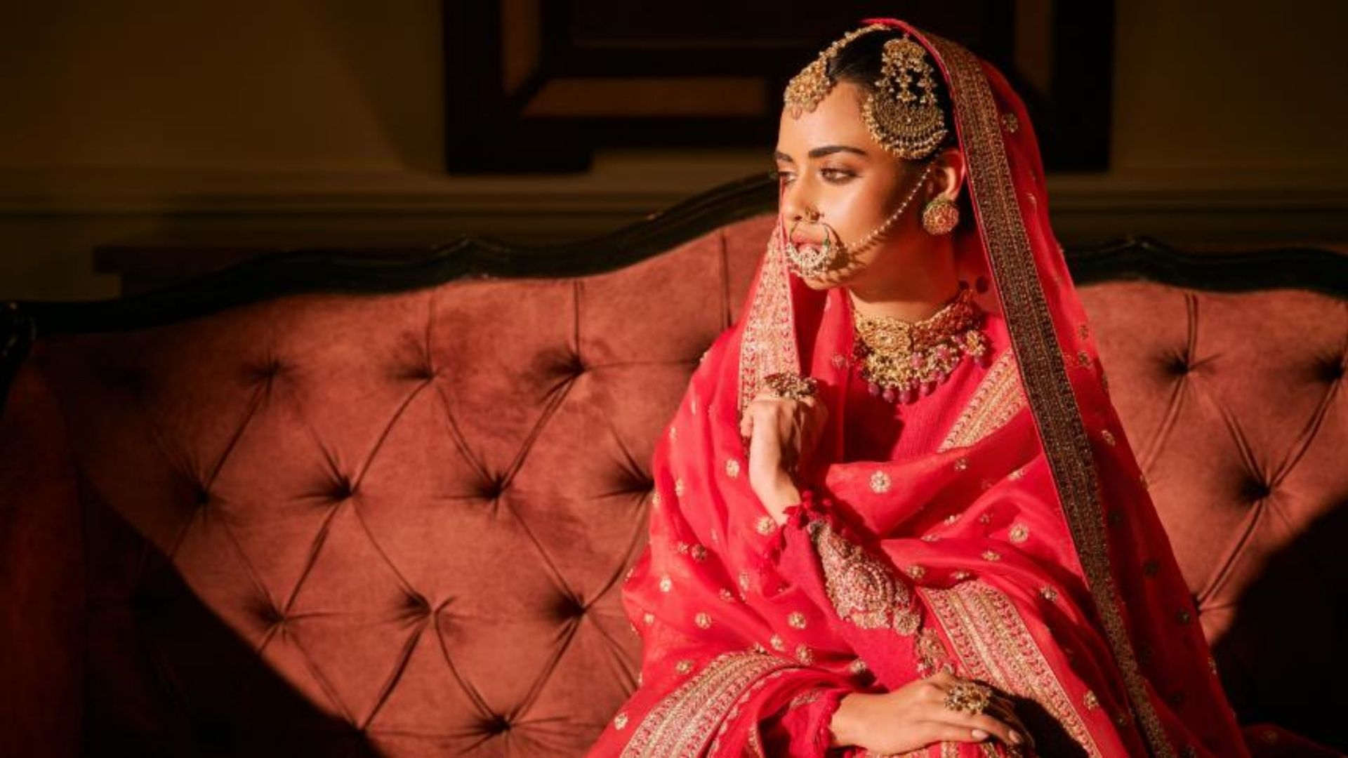 যে কারণে লাল রঙ বেছে নেয় বাংলাদেশি কনেরা