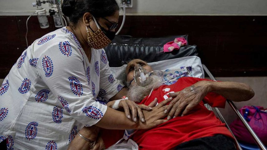 2021-05-01T171158Z_1084232729_RC2X6N9QNZLZ_RTRMADP_3_HEALTH-CORONAVIRUS-INDIA.jpg