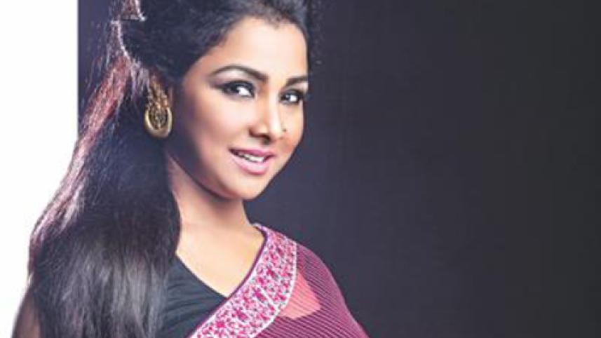 runa khan