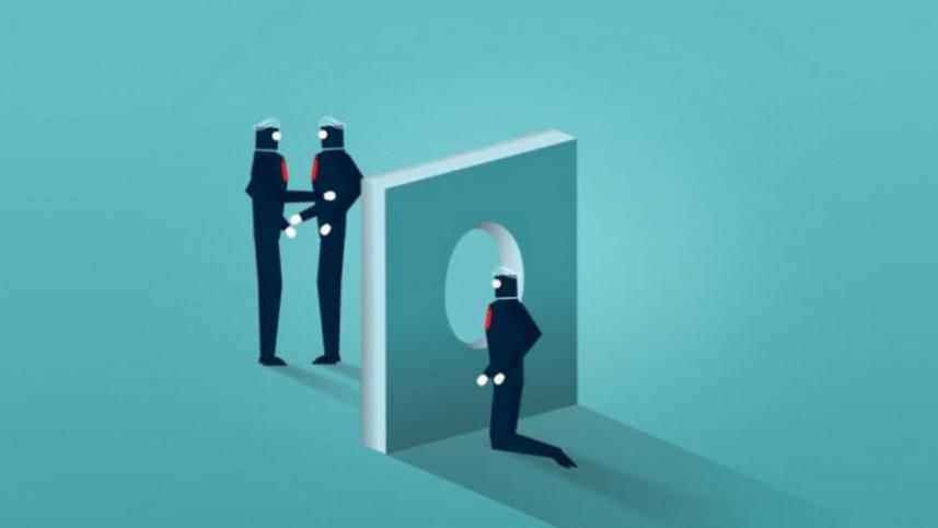 surveillance-society-vs-democracy.jpg