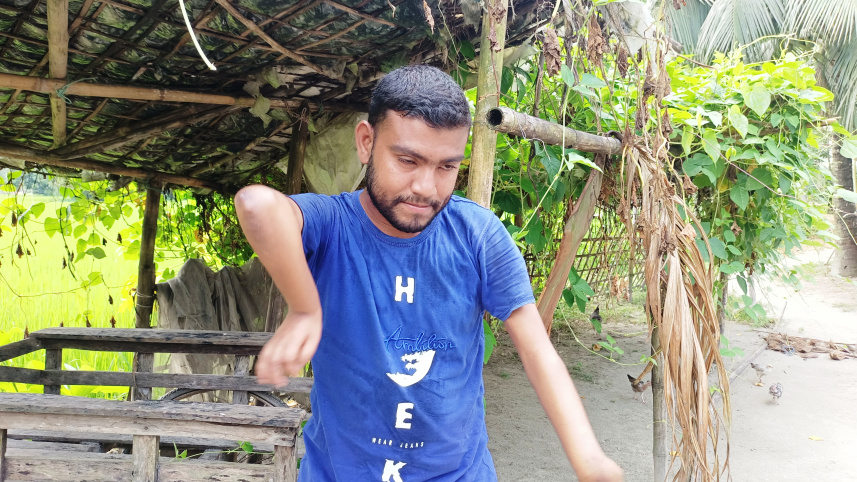 lalmonirhat_disabled_student-03.jpg