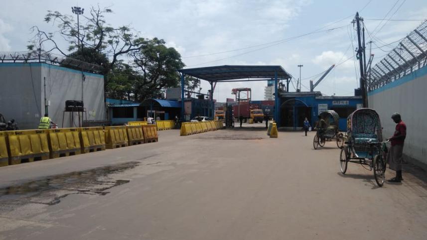 chittagong_port_strike.jpg