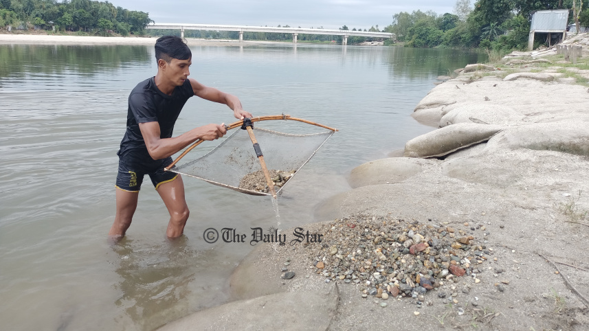 lalmonirhat_stone_collector.jpg