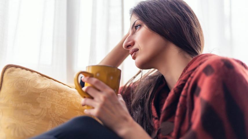 how-to-stop-overthinking-anxiety.jpg.16a55fd48983841861ee12e6340ba8f1.jpg
