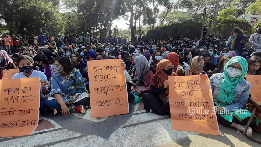 sust_protest_2.jpg