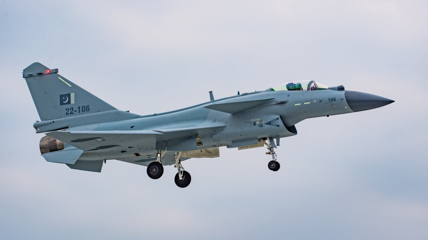 fighter_2.jpg
