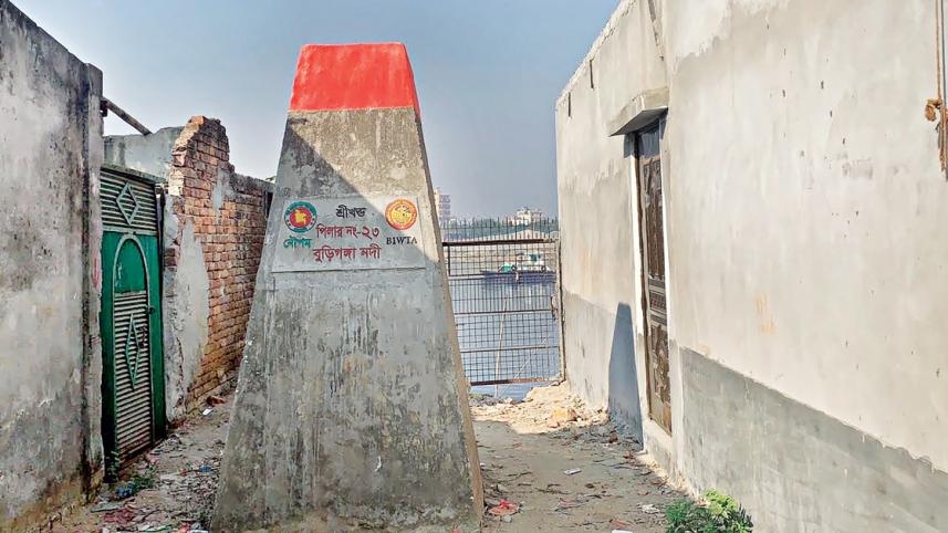 buriganga-river-pilar.jpg