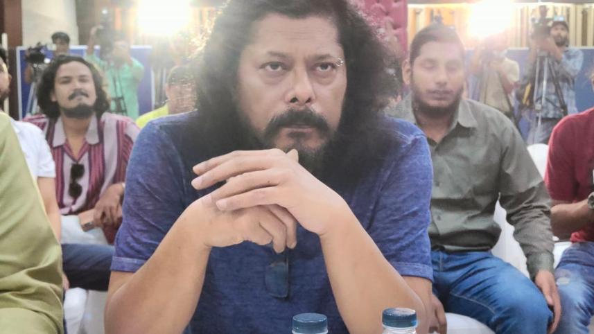 জেমস.jpg