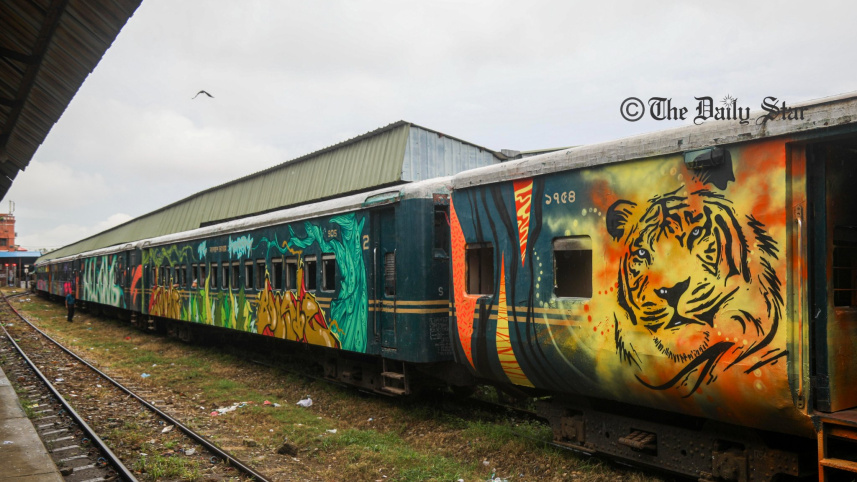 shuttle train