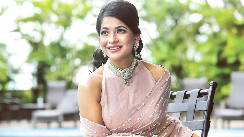 prothomalo-english_2021-10_79f8e9c3-6b5d-4236-9dbf-49d6104ad2f9_azmeri_haque_badhon.jpg
