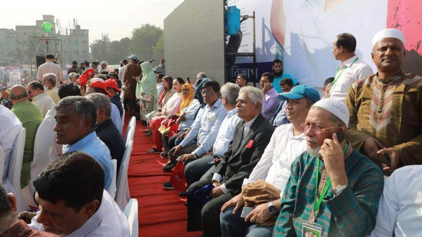 bnp-leader-activists.jpg