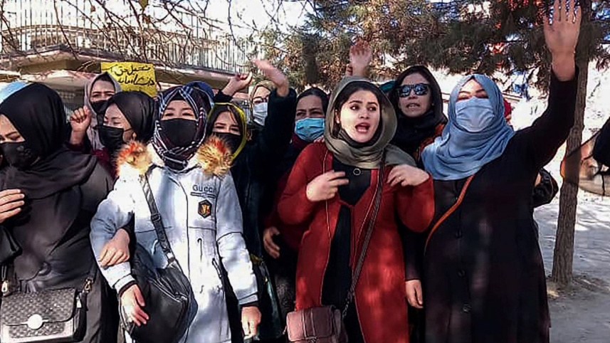 women-afghan-web.jpg