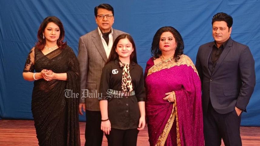 আলমগীর, রুনা লায়লা, আঁখি আলমগীর, ফেরদৌস,