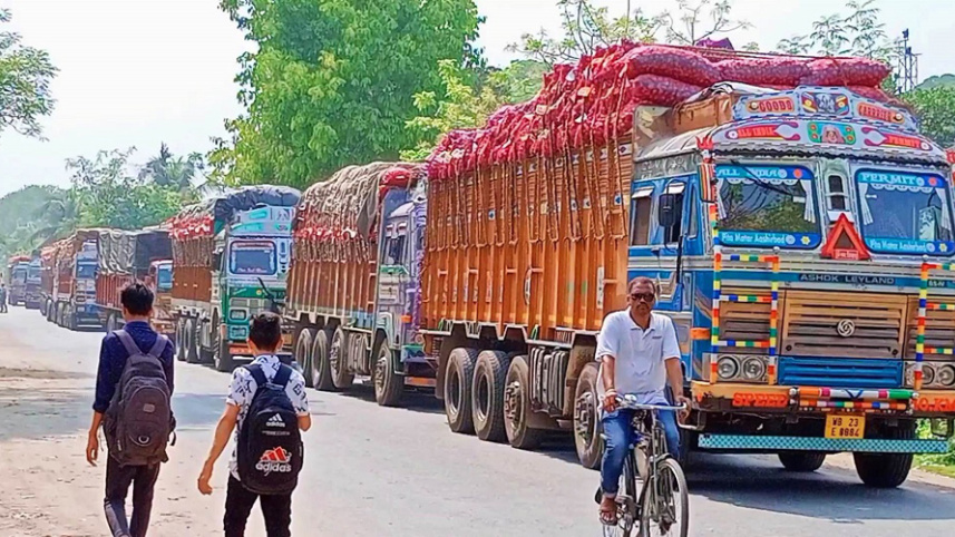 বেনাপোল_ট্রাক.jpg