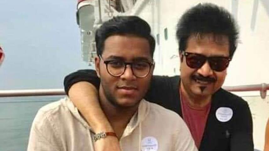 kumar-biswajit-with-his-son.jpg