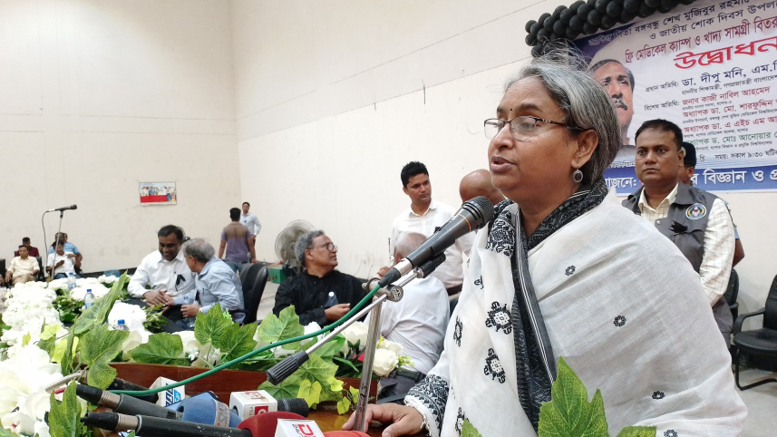 dipu_moni_at_jessore.jpg