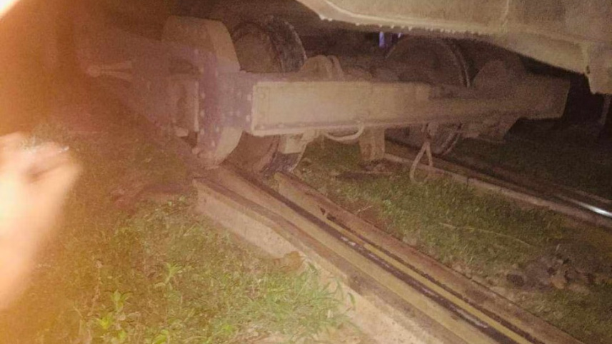 train.jpg