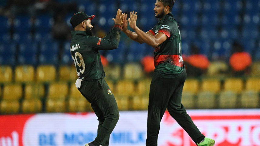 shakib_al_hasan_man_of_the_match.jpg