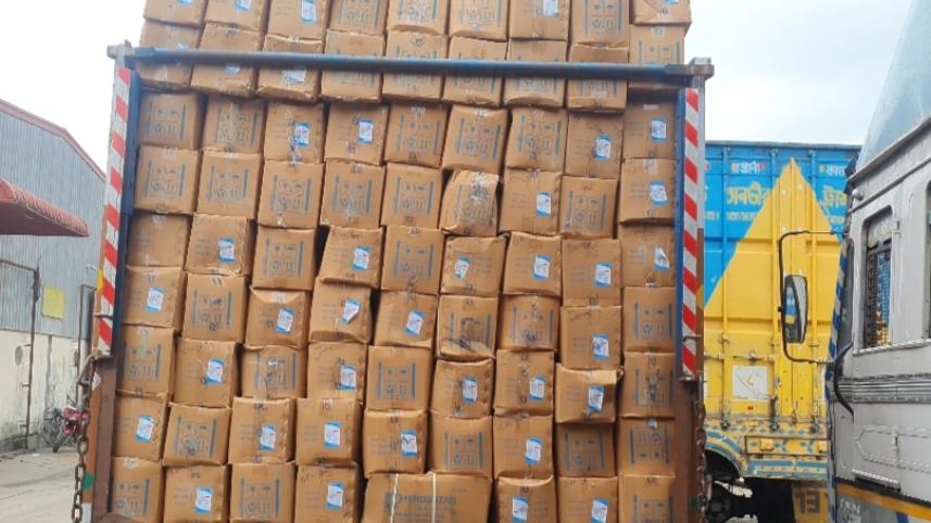 benapole_photo-173_tons_700_kg_of_hilsa_has_been_exported_to_india_through_benapole_port_last_three_days_-26.09.23.jpg