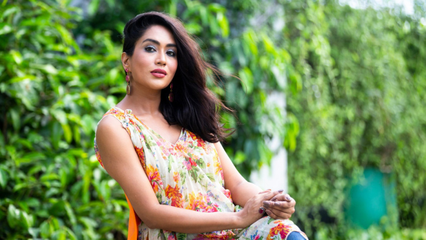 zakia_bari_momo