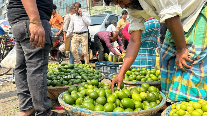 price_of_essentials_in_karwan_bazar_2.jpg