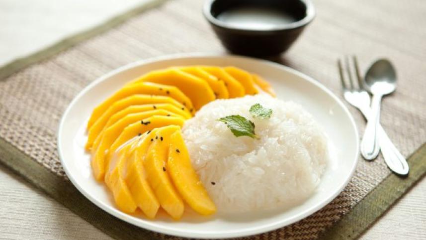 ম্যাঙ্গো স্টিকি রাইস