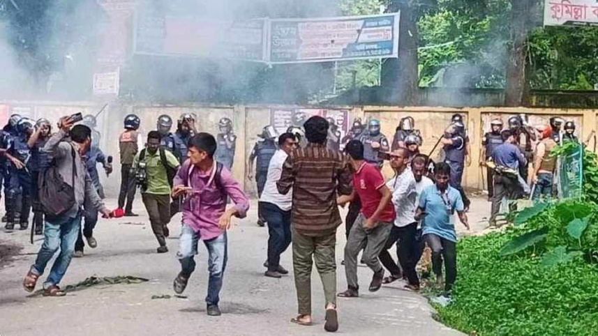 cumilla_university_anti-quota_clash.jpg