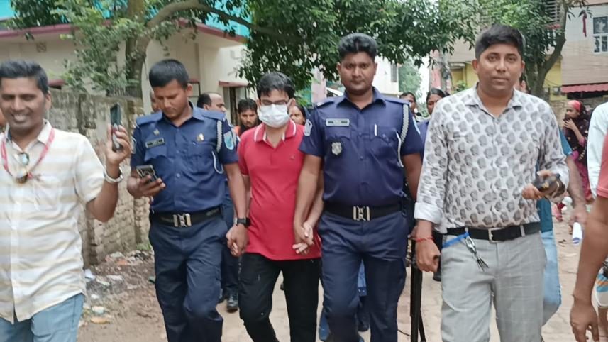 savar_doc_arrested.jpg