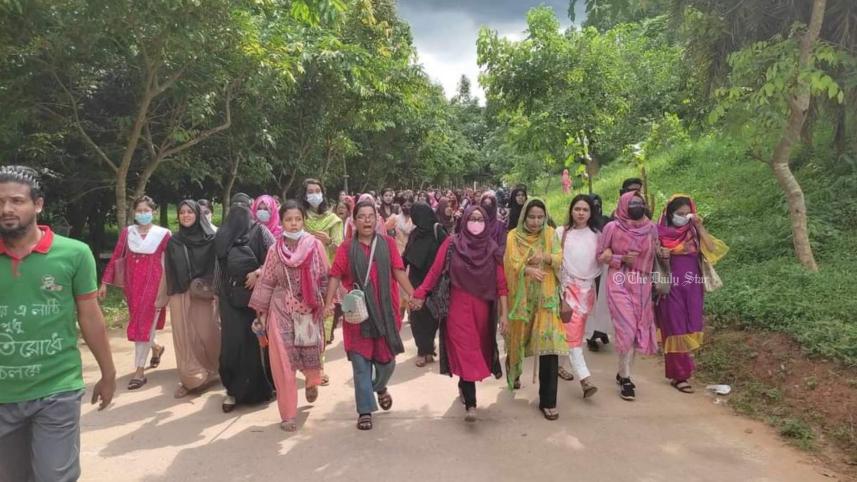 comilla_uni.jpg