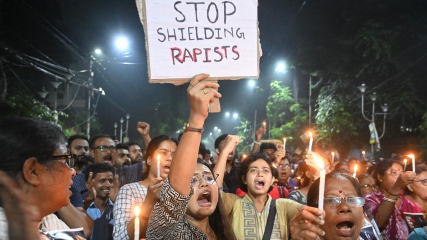 ভারতে চিকিৎসক ধর্ষণ-হত্যার প্রতিবাদে বিক্ষোভ। ছবি: এএফপি 